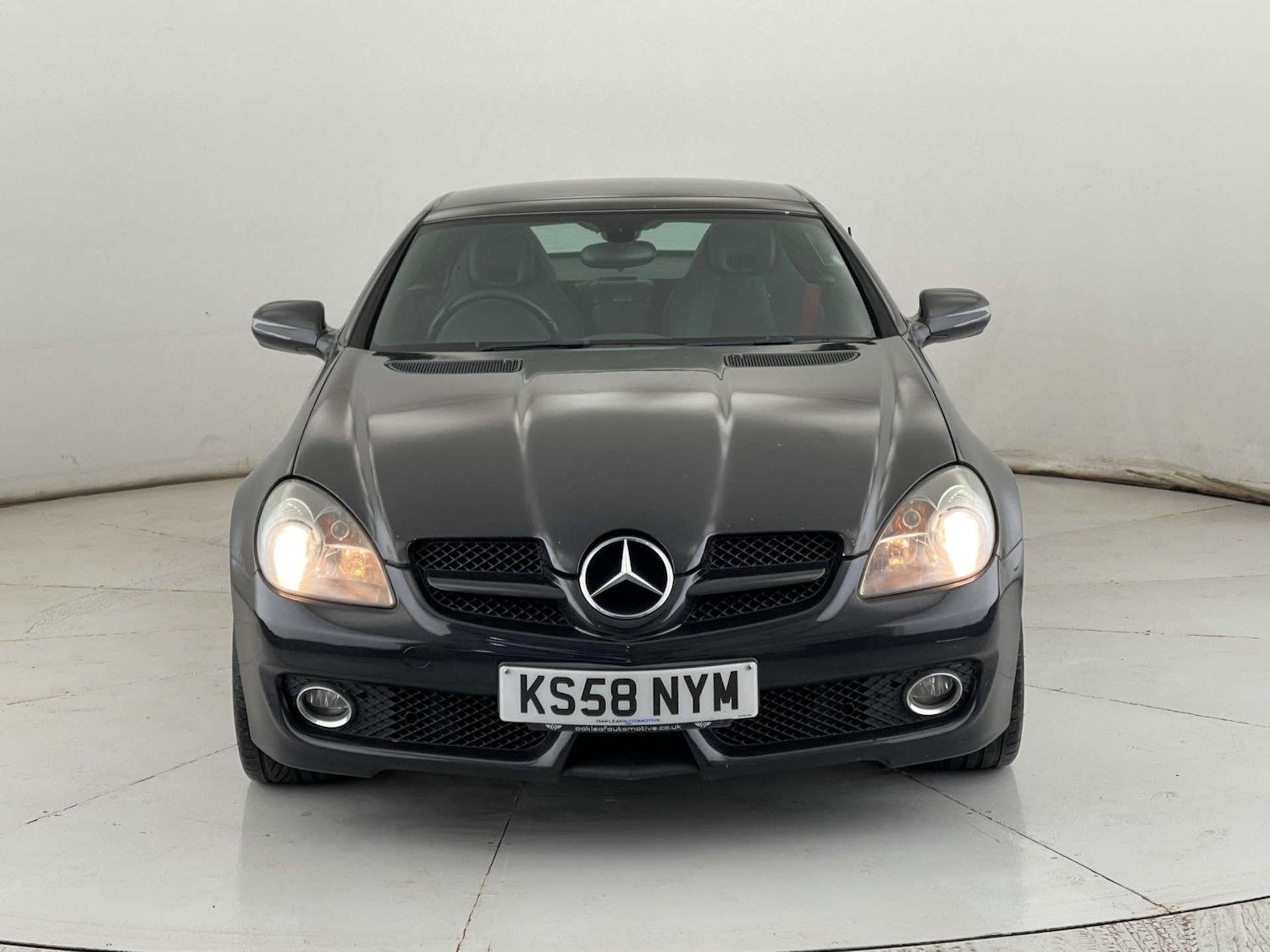 Used Mercedes-Benz SLK 2009 for sale - 77227836: Photo 2