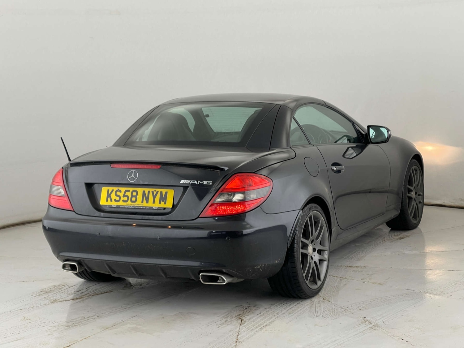 Used Mercedes-Benz SLK 2009 for sale - 77227836: Photo 4