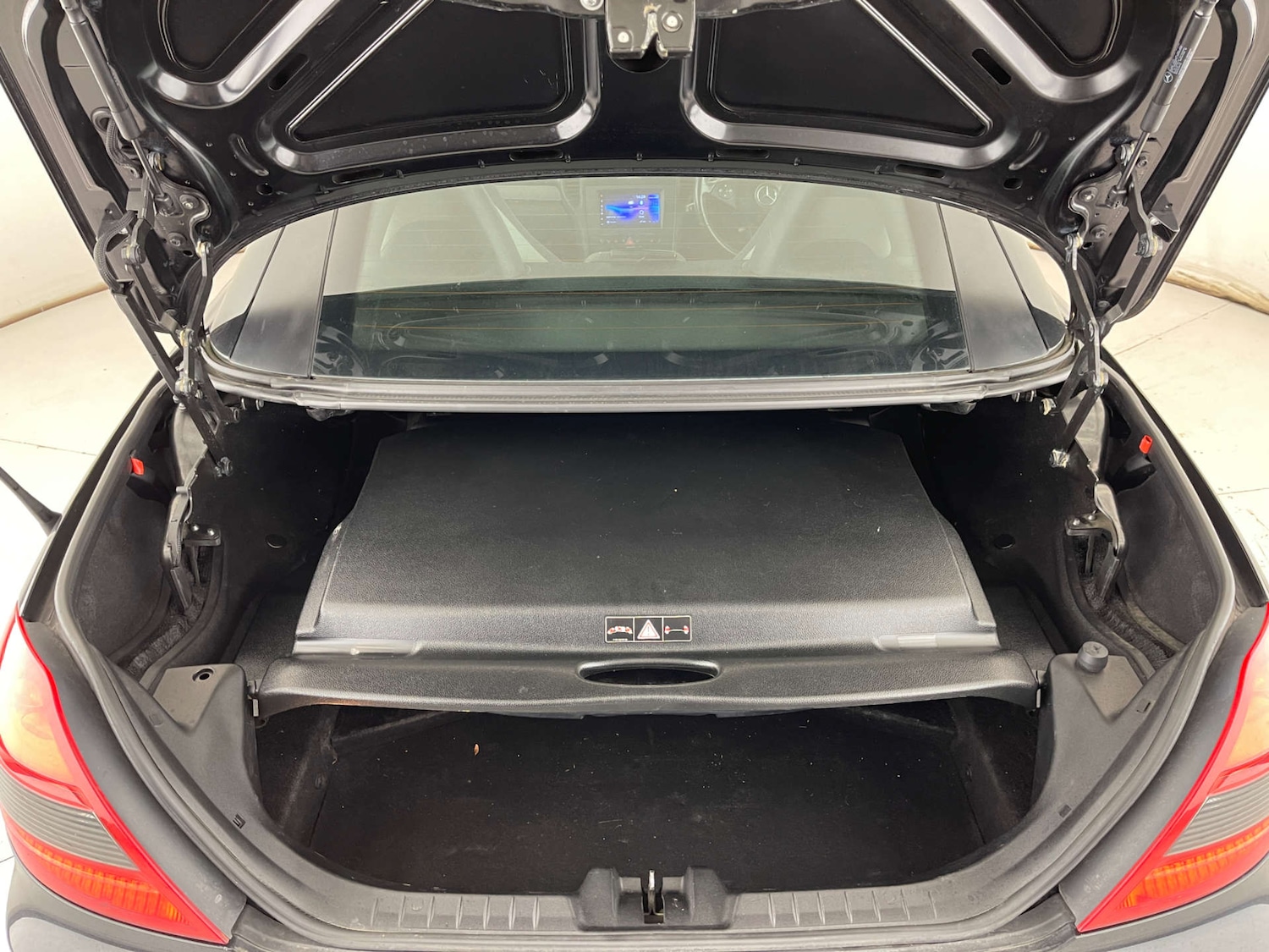 Used Mercedes-Benz SLK 2009 for sale - 77227836: Photo 7