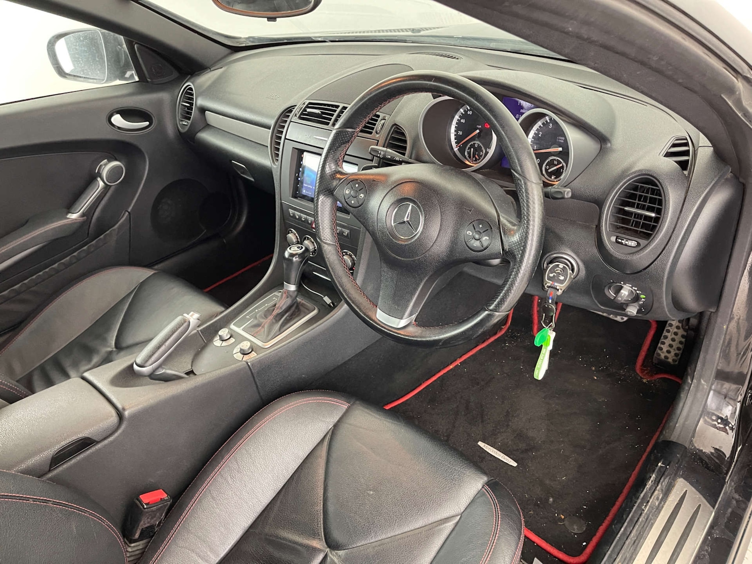 Used Mercedes-Benz SLK 2009 for sale - 77227836: Photo 9