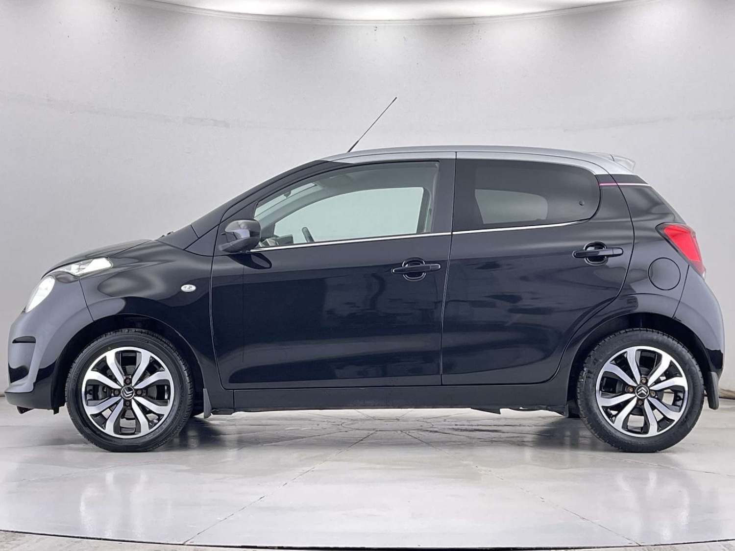 Used Citroen C1 2018 for sale - 76385802: Photo 16