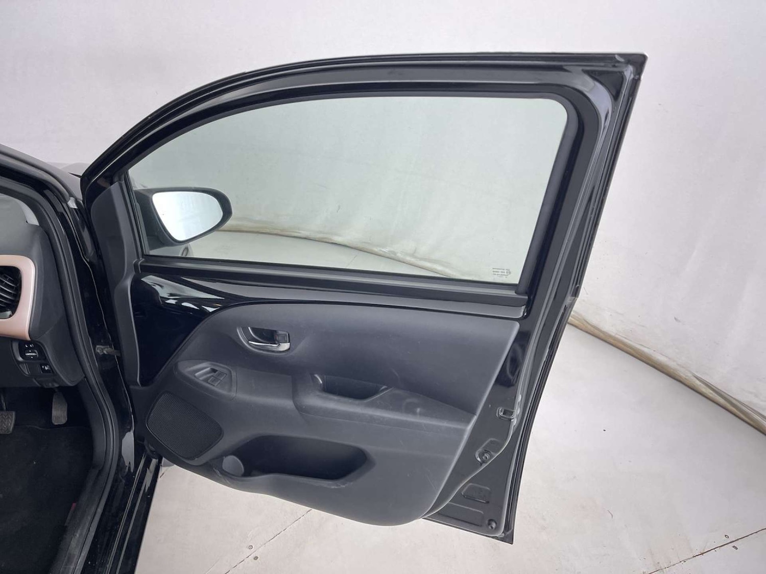 Used Citroen C1 2018 for sale - 76385802: Photo 29