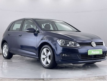Volkswagen - Golf
