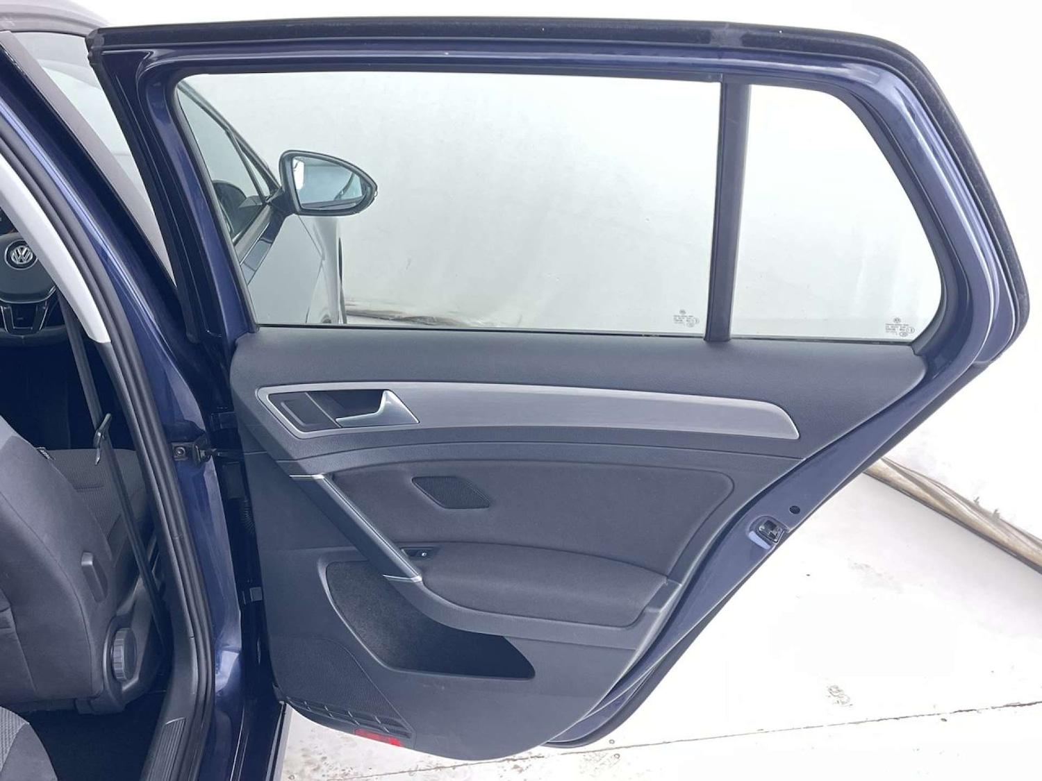 Used Volkswagen Golf 2015 for sale - 76556027: Photo 30