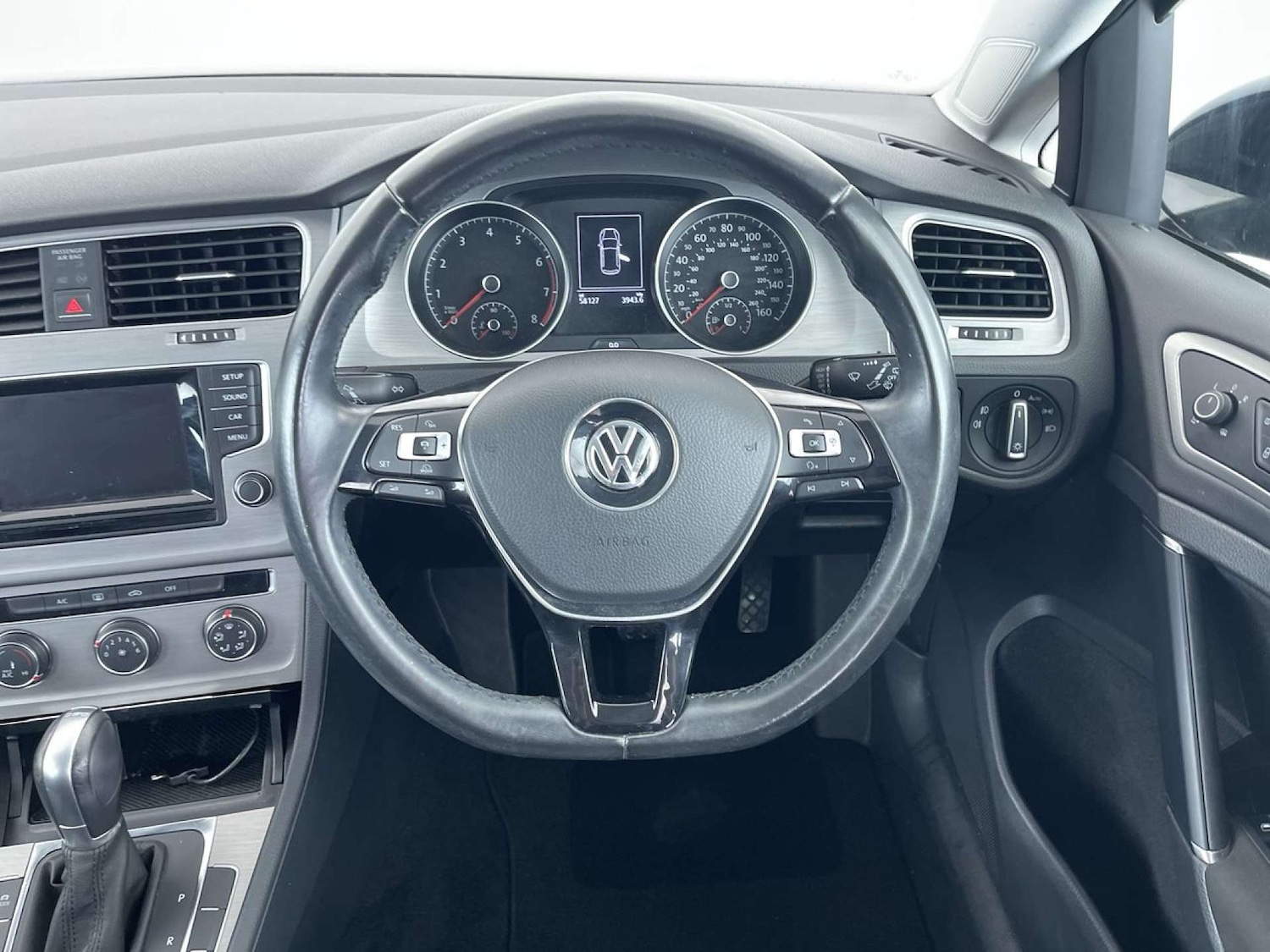 Used Volkswagen Golf 2015 for sale - 76556027: Photo 36