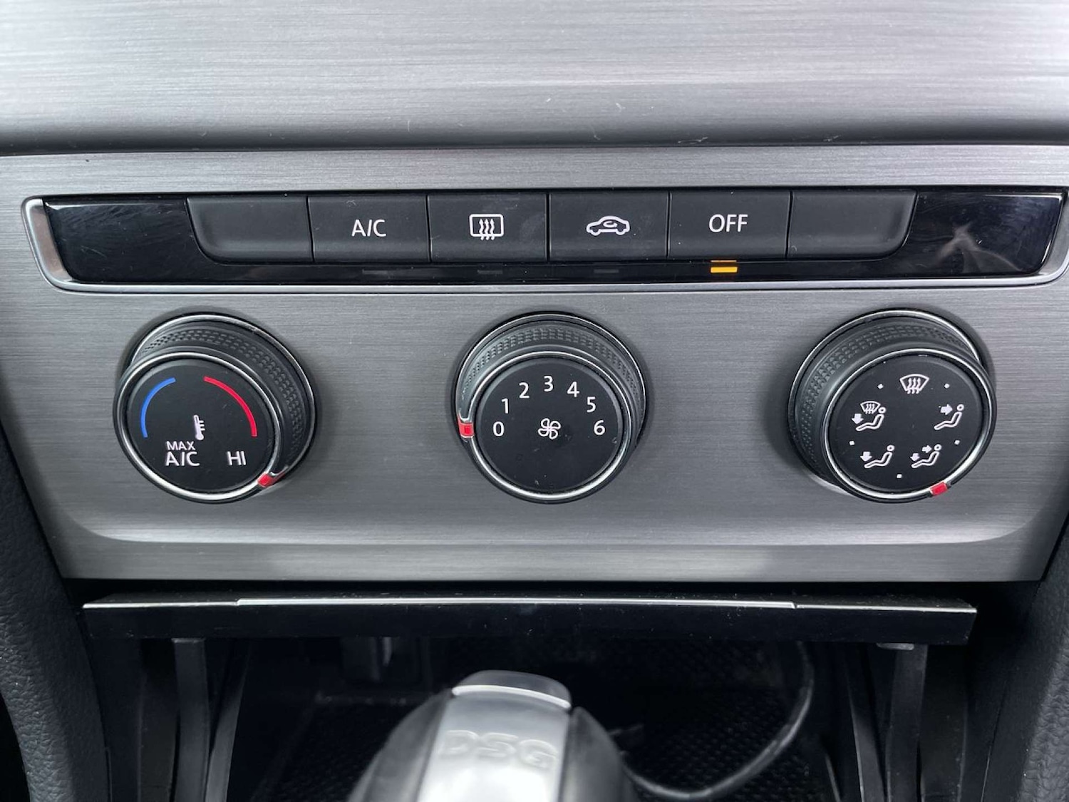 Used Volkswagen Golf 2015 for sale - 76556027: Photo 43