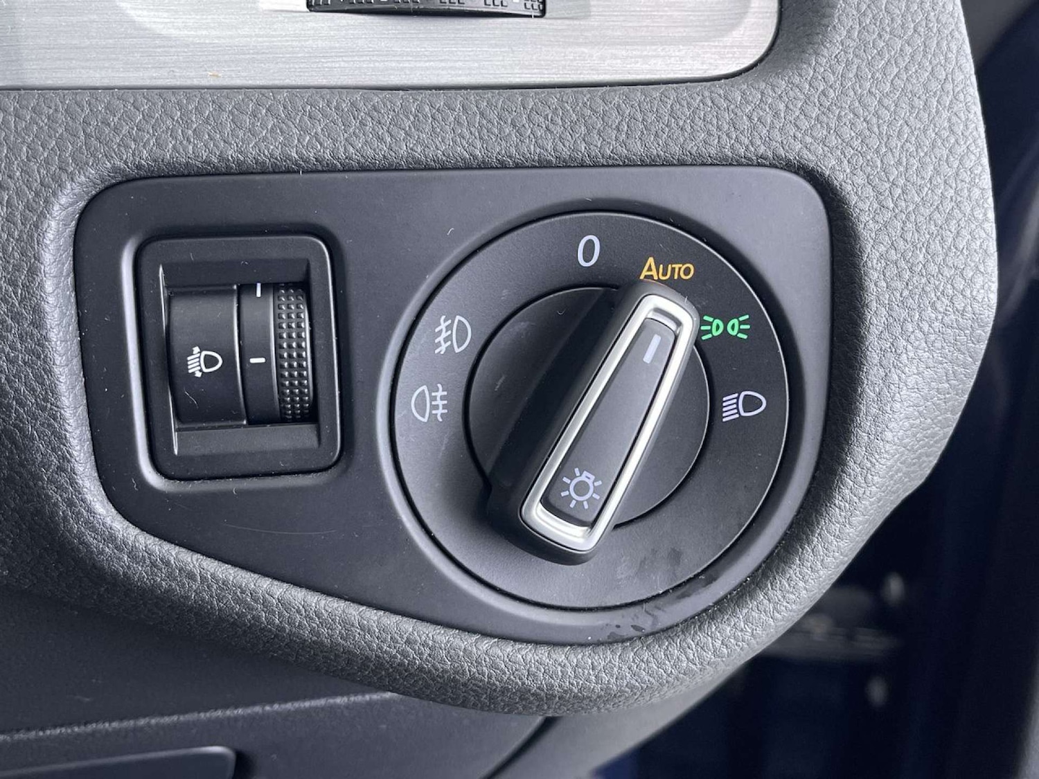 Used Volkswagen Golf 2015 for sale - 76556027: Photo 47