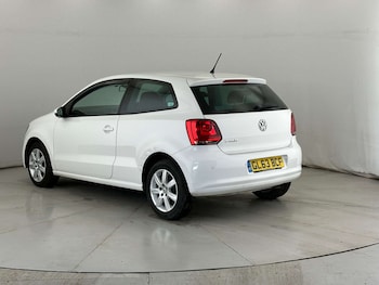 Used Volkswagen Polo 2014 for sale - 77881399: Photo