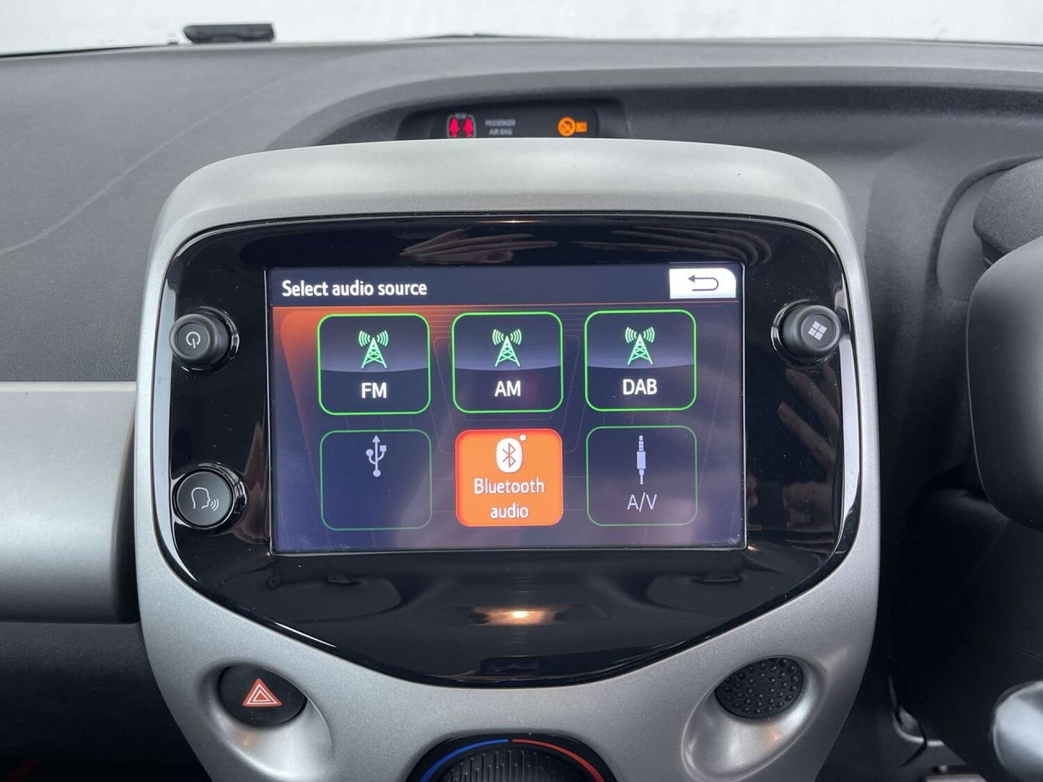 Used Toyota AYGO 2015 for sale - 76762556: Photo 41