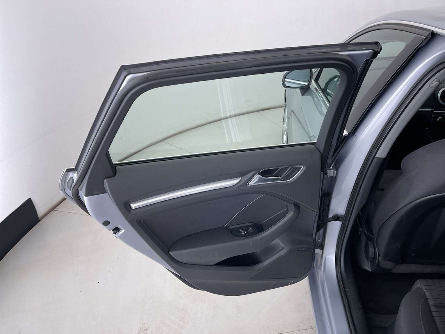 Used Audi A3 2017 for sale - 76407036: Photo 28