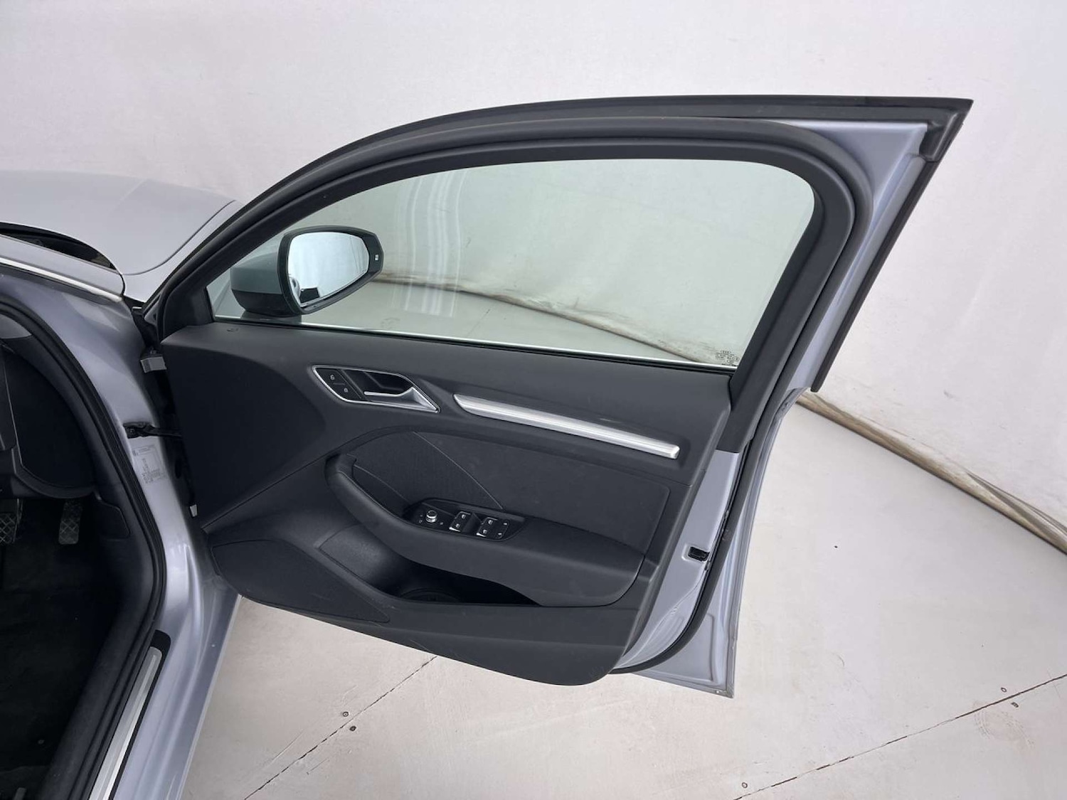 Used Audi A3 2017 for sale - 76407036: Photo 29