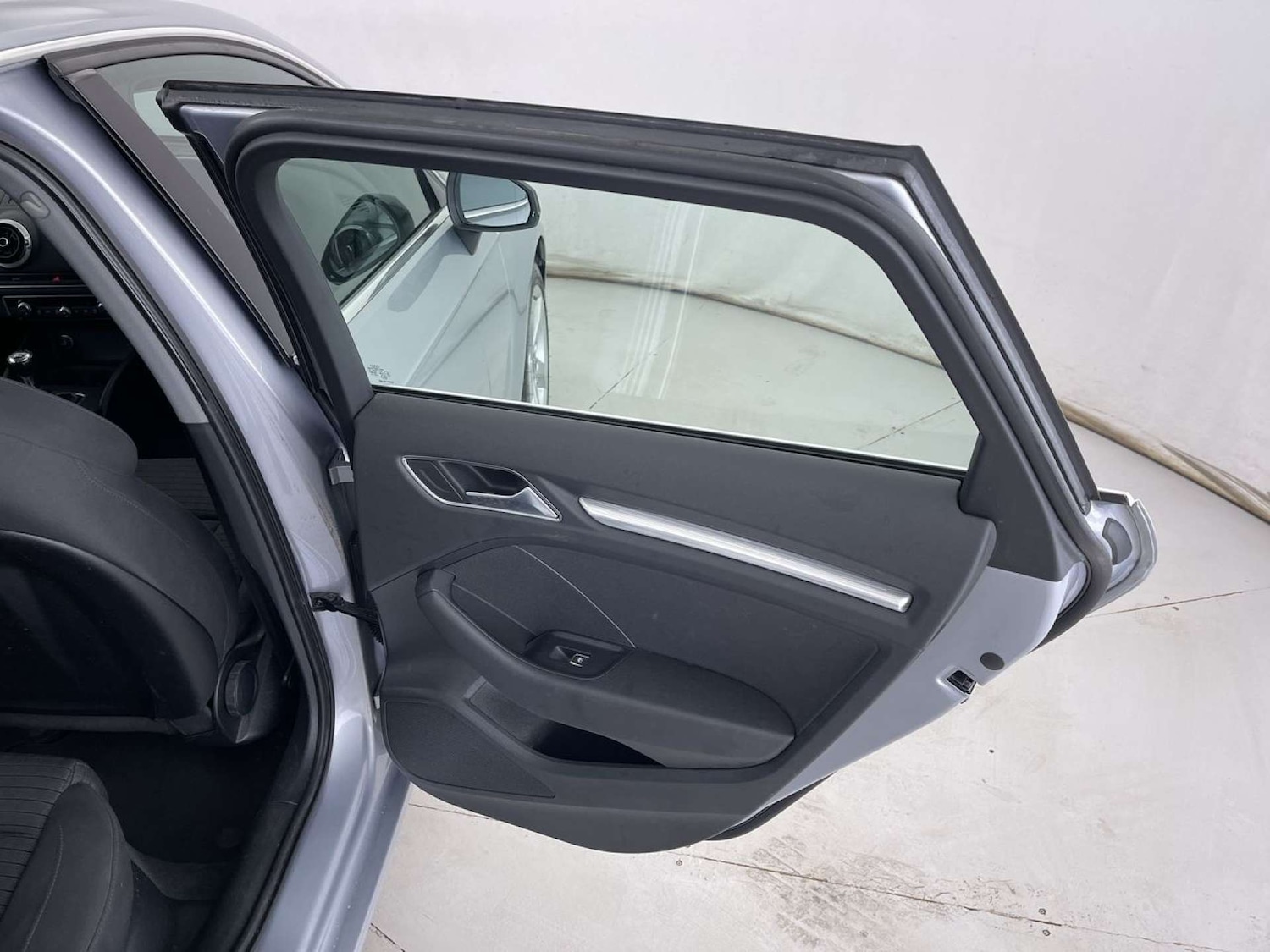 Used Audi A3 2017 for sale - 76407036: Photo 30