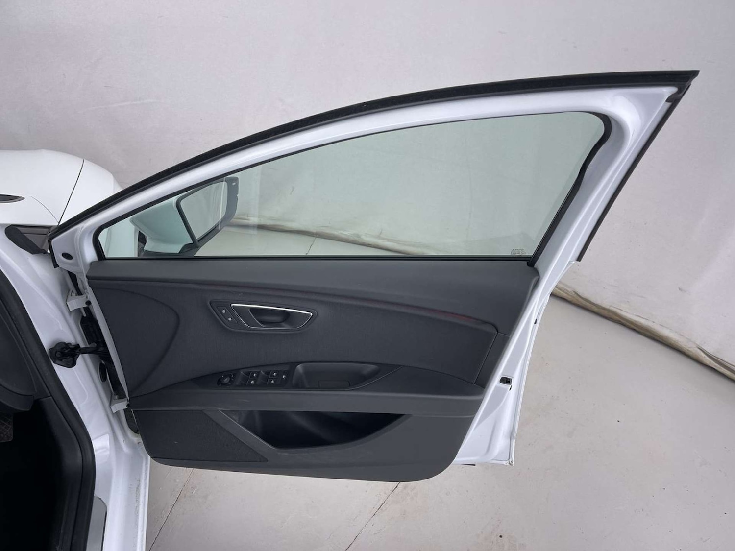 Used SEAT Leon 2018 for sale - 77272759: Photo 29