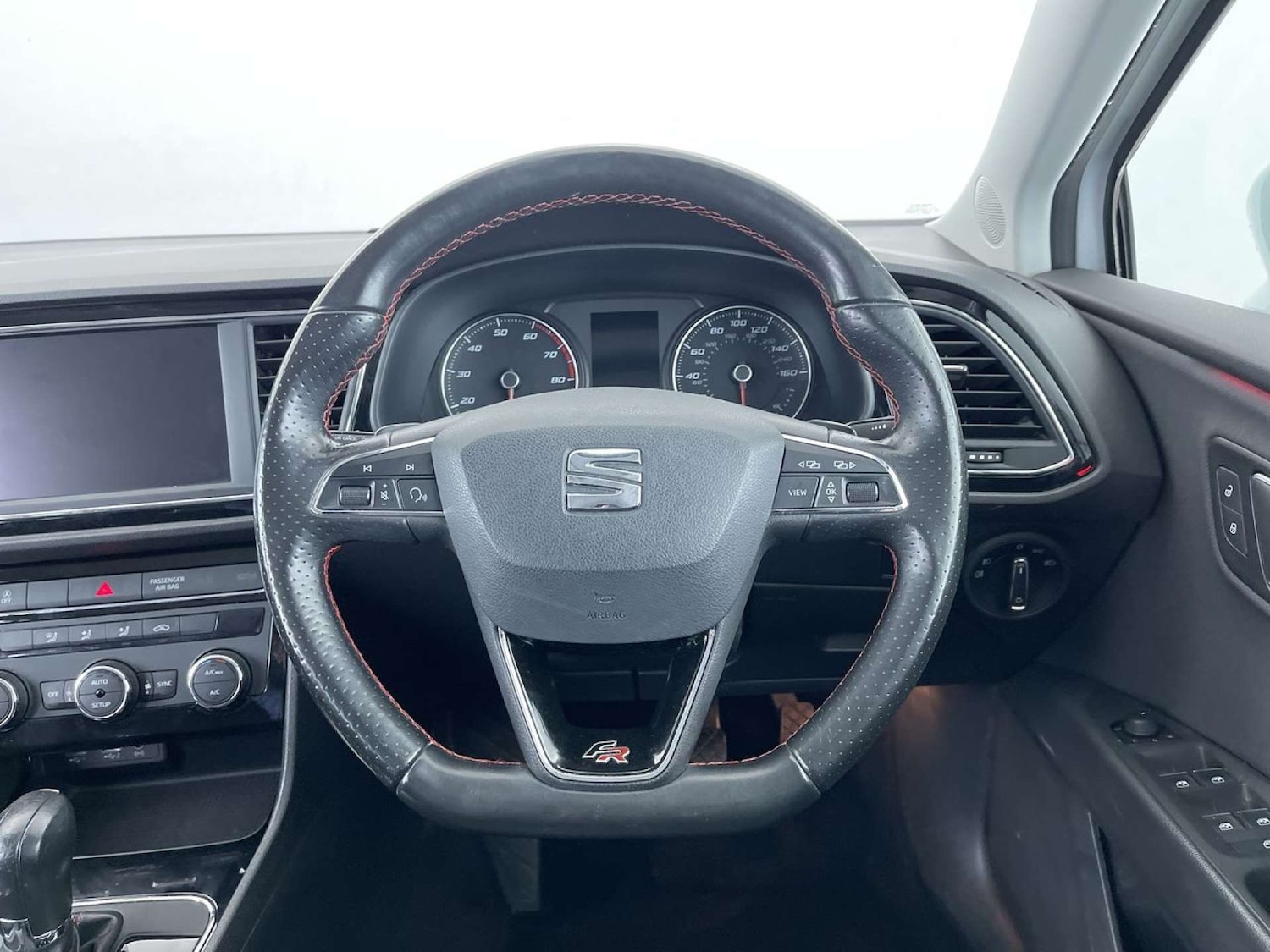 Used SEAT Leon 2018 for sale - 77272759: Photo 36