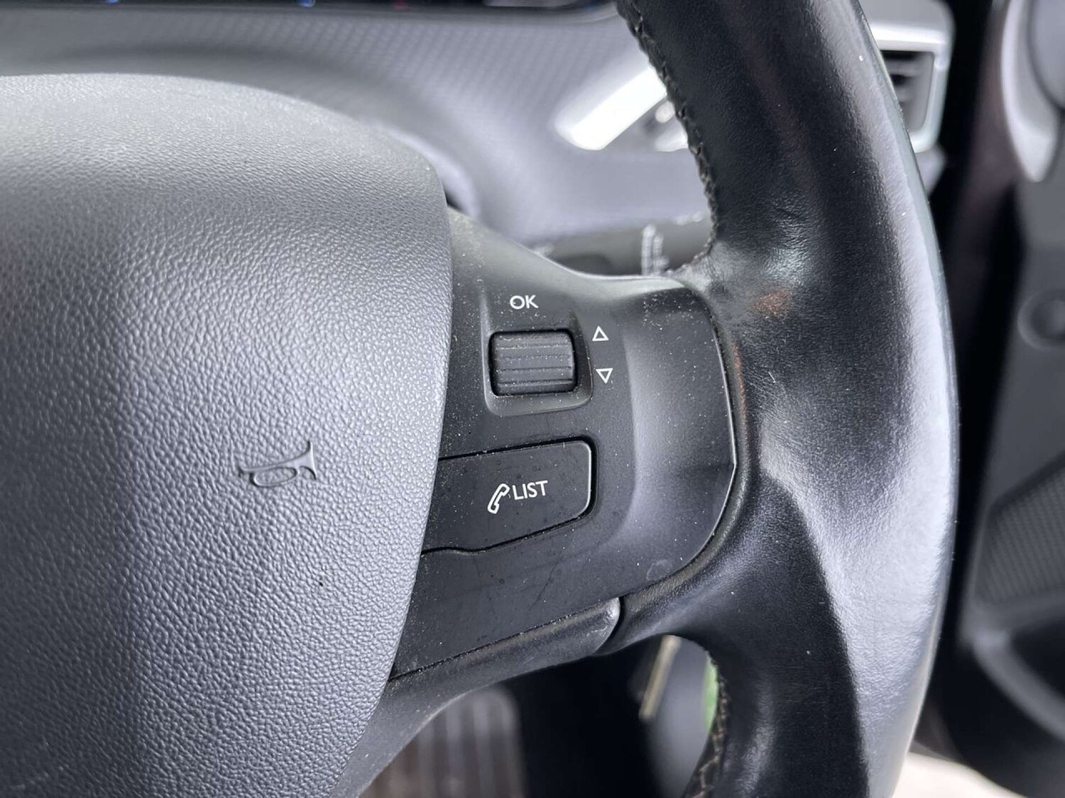 Used Peugeot 2008 2016 for sale - 76682723: Photo 51