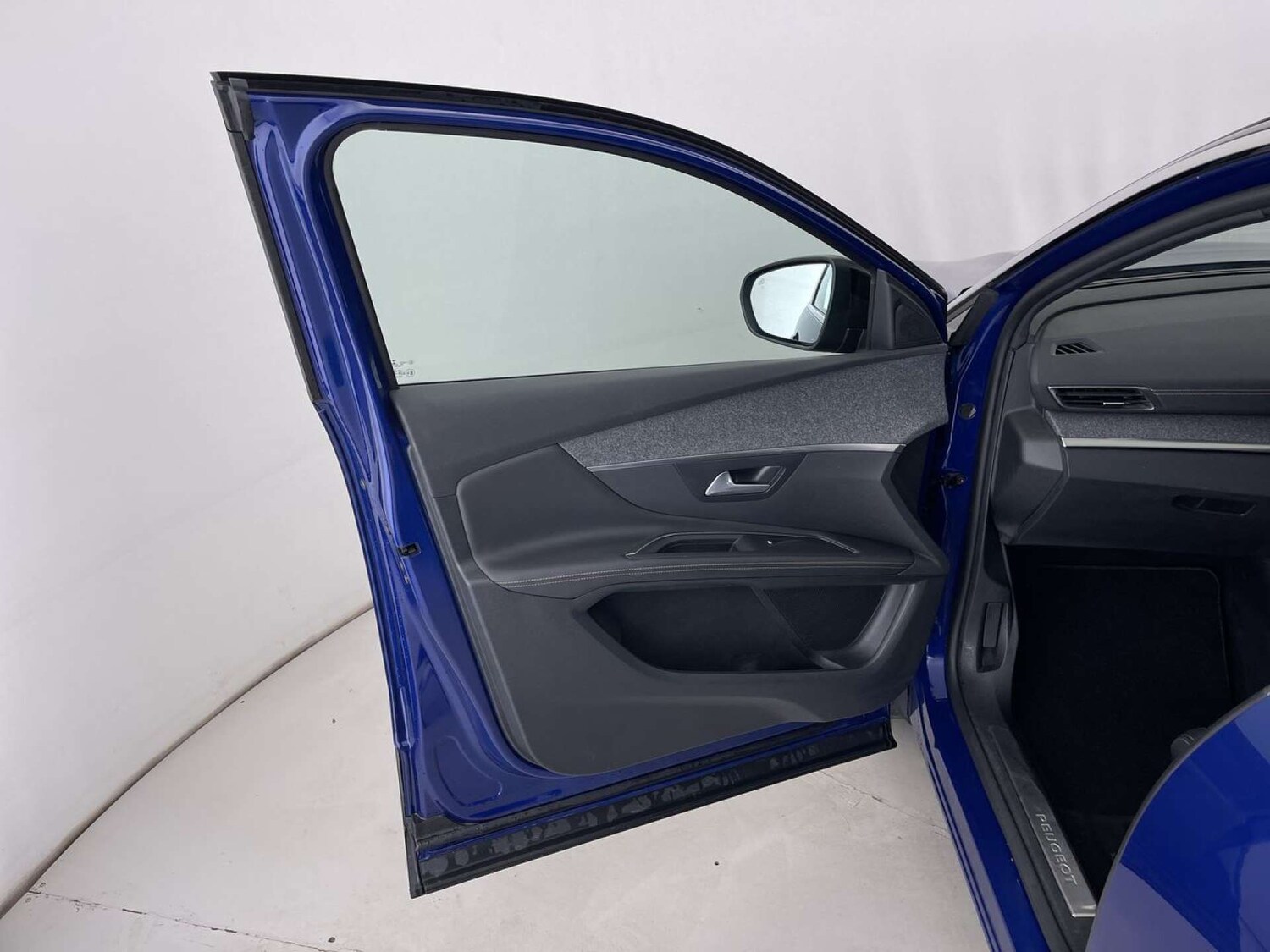 Used Peugeot 3008 2018 for sale - 75959245: Photo 27