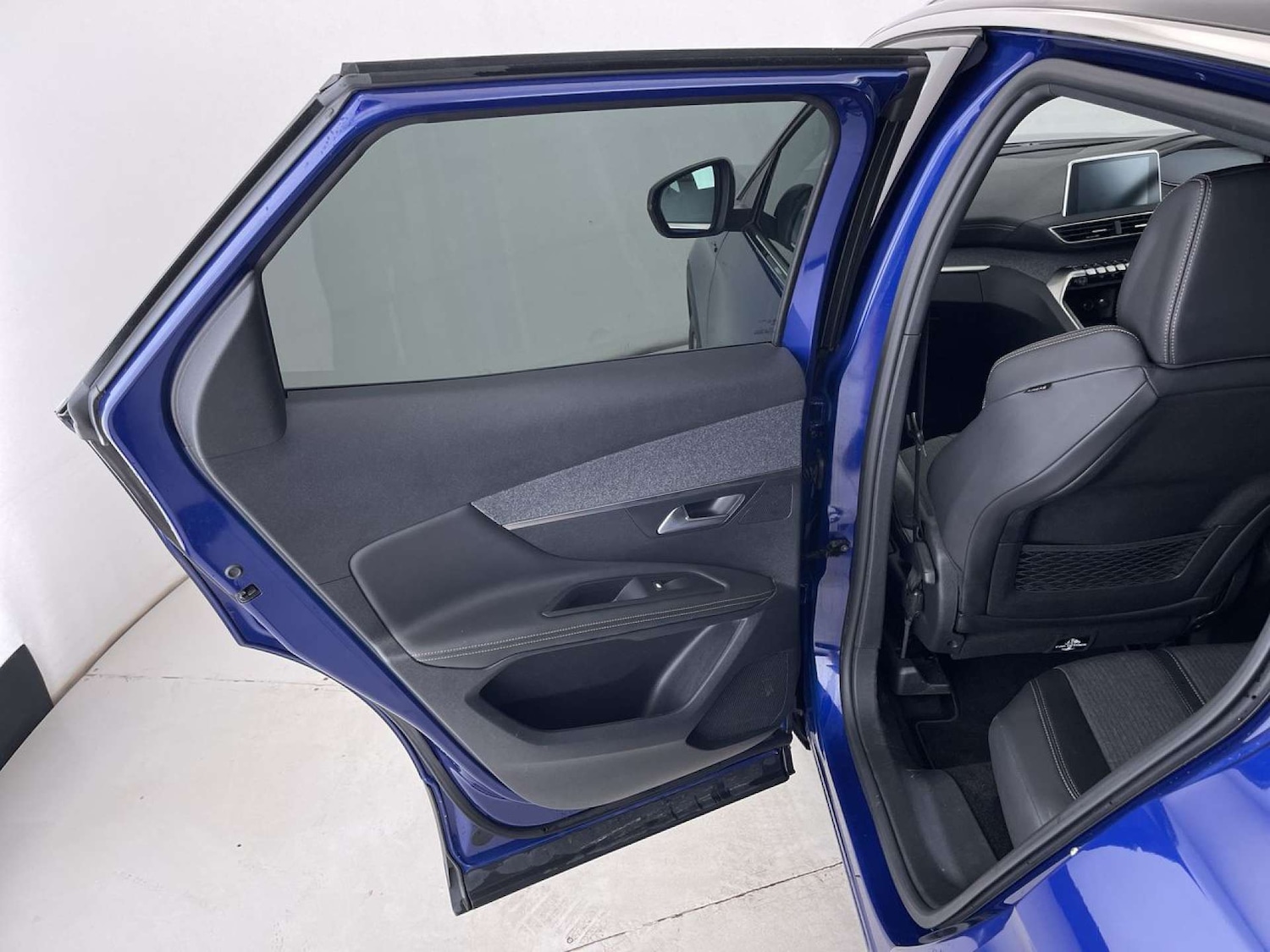 Used Peugeot 3008 2018 for sale - 75959245: Photo 28