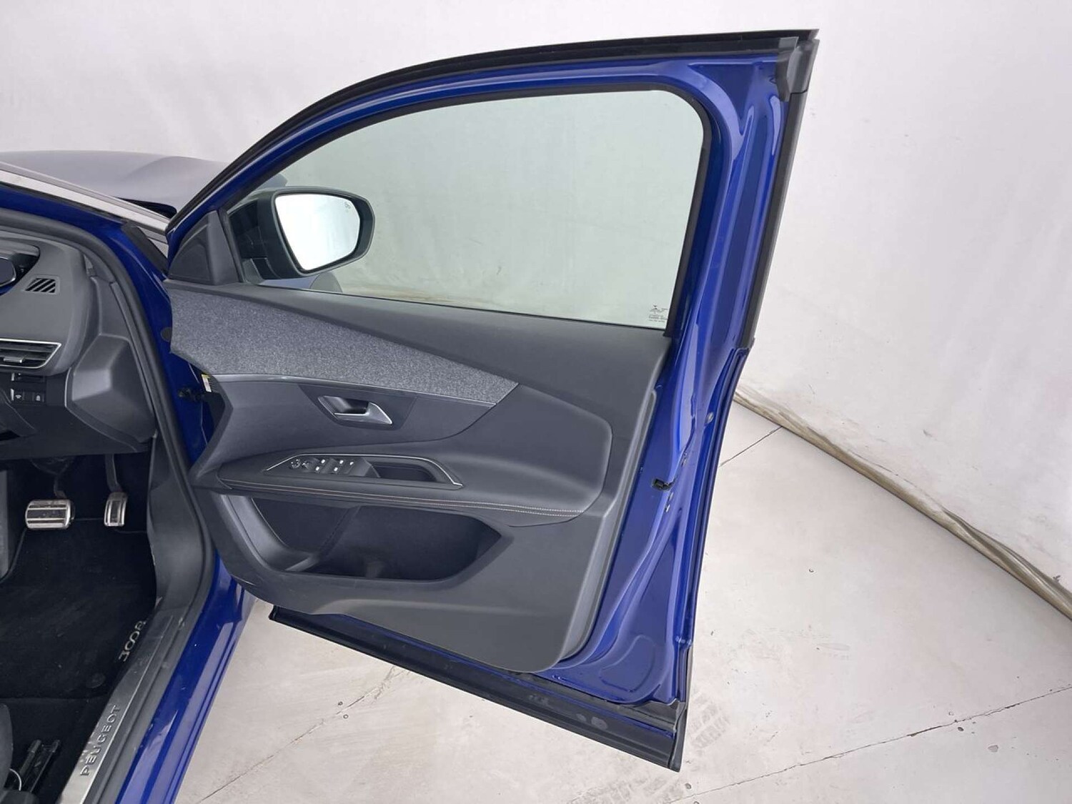 Used Peugeot 3008 2018 for sale - 75959245: Photo 29