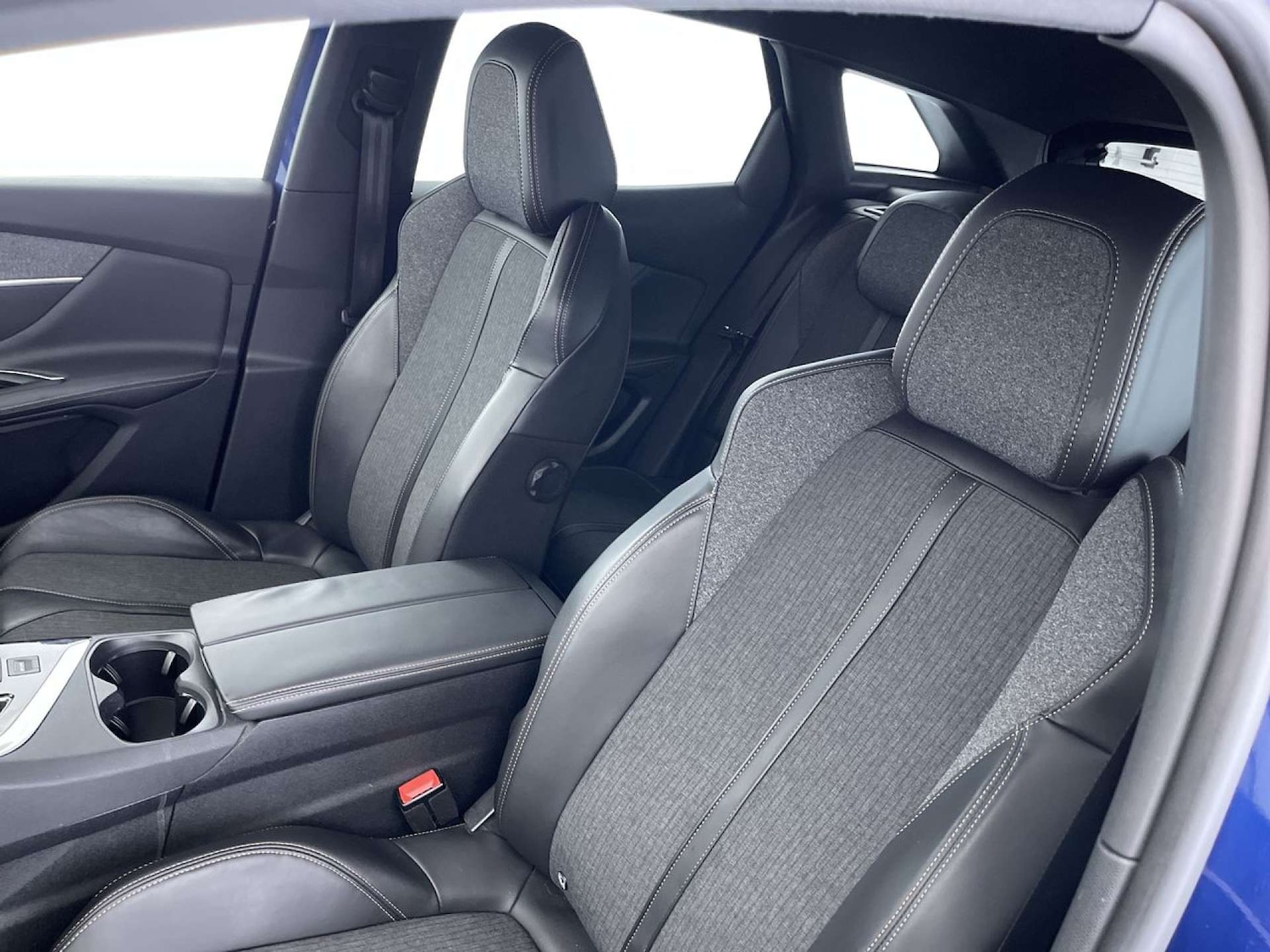 Used Peugeot 3008 2018 for sale - 75959245: Photo 31