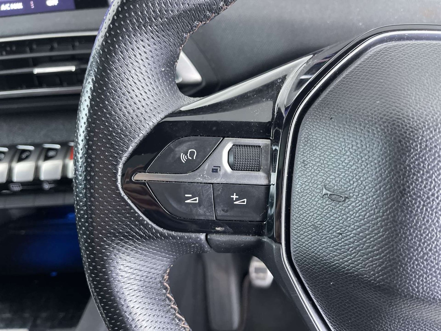 Used Peugeot 3008 2018 for sale - 76594721: Photo 54