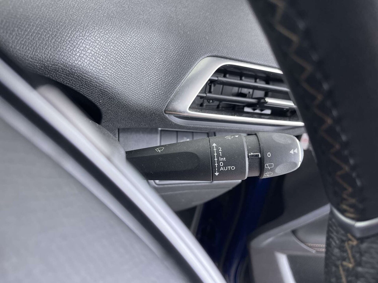 Used Peugeot 3008 2018 for sale - 76594721: Photo 57