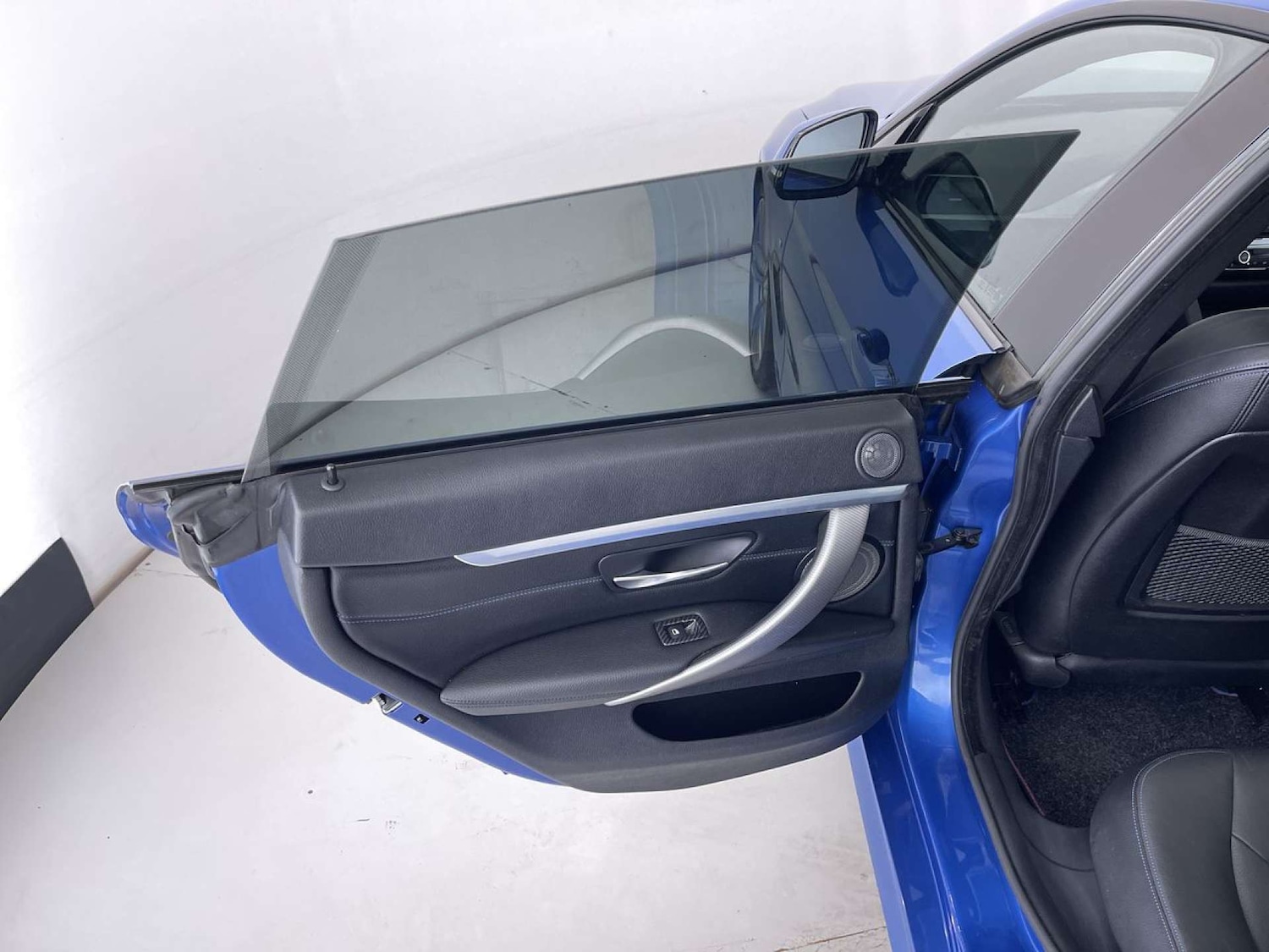 Used BMW 4 Series Gran Coupe 2017 for sale - 76005119: Photo 28