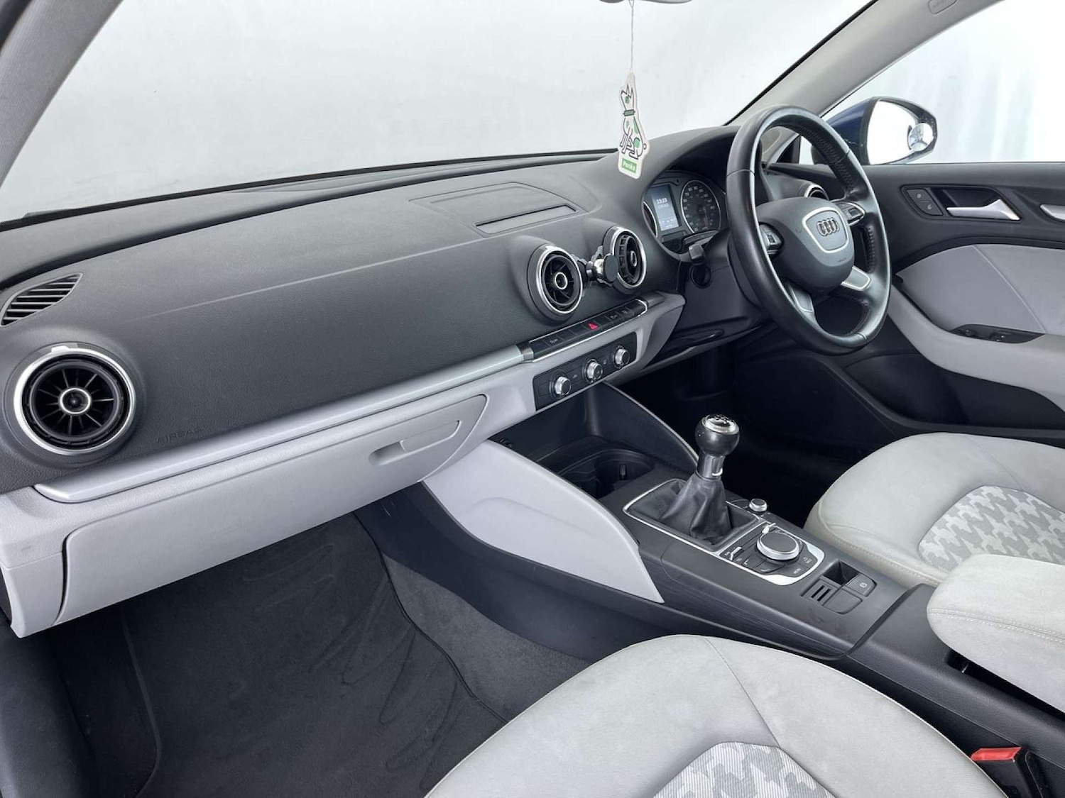 Used Audi A3 2014 for sale - 76100795: Photo 30