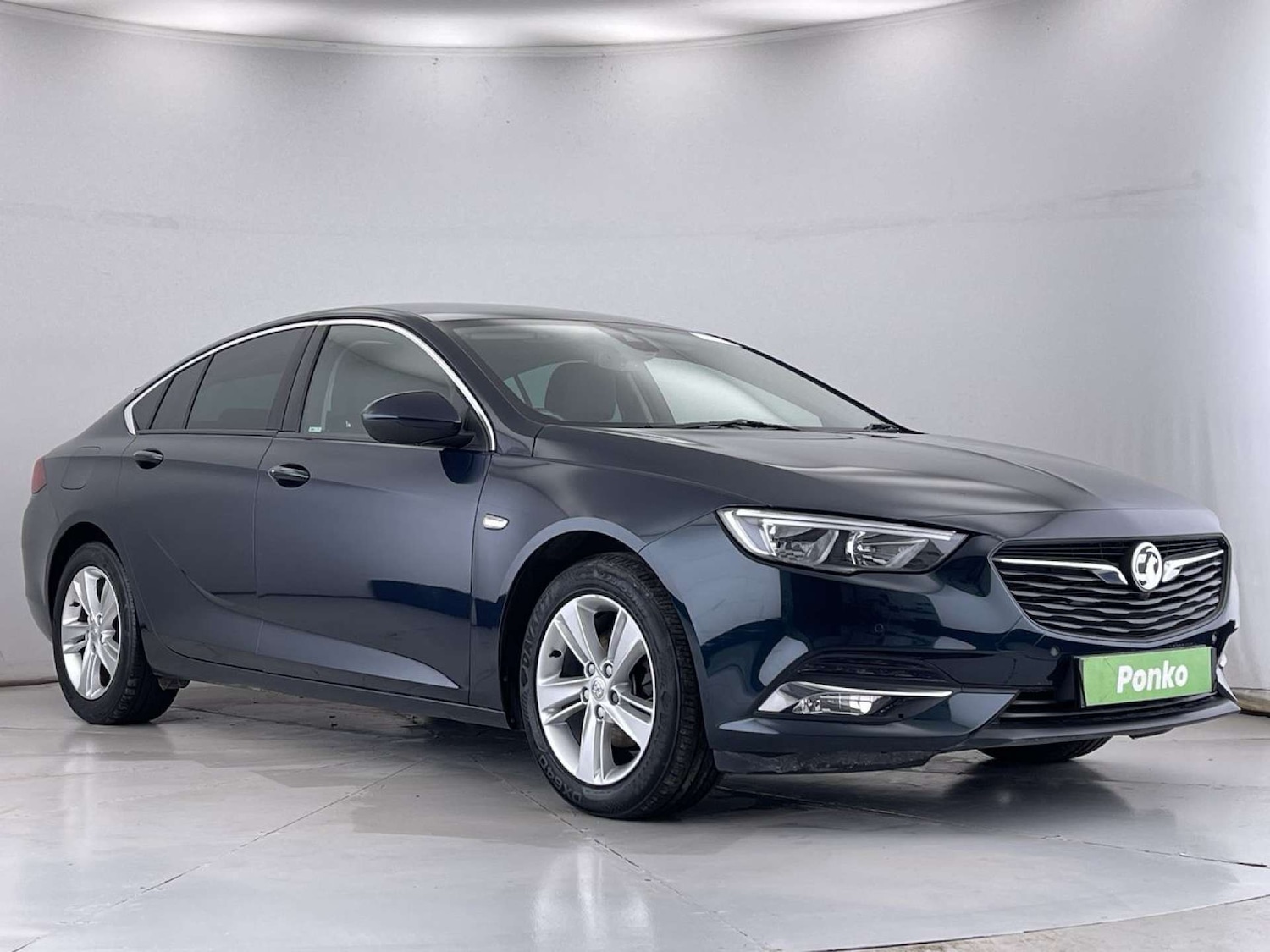 Used Vauxhall Insignia 2017 for sale - 76509337: Photo 1