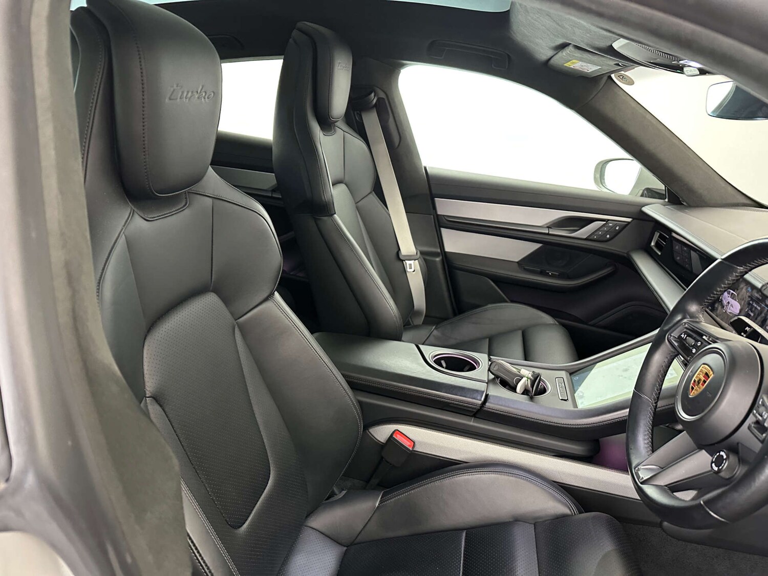 Used Porsche Taycan 2020 for sale - 78165558: Photo 9