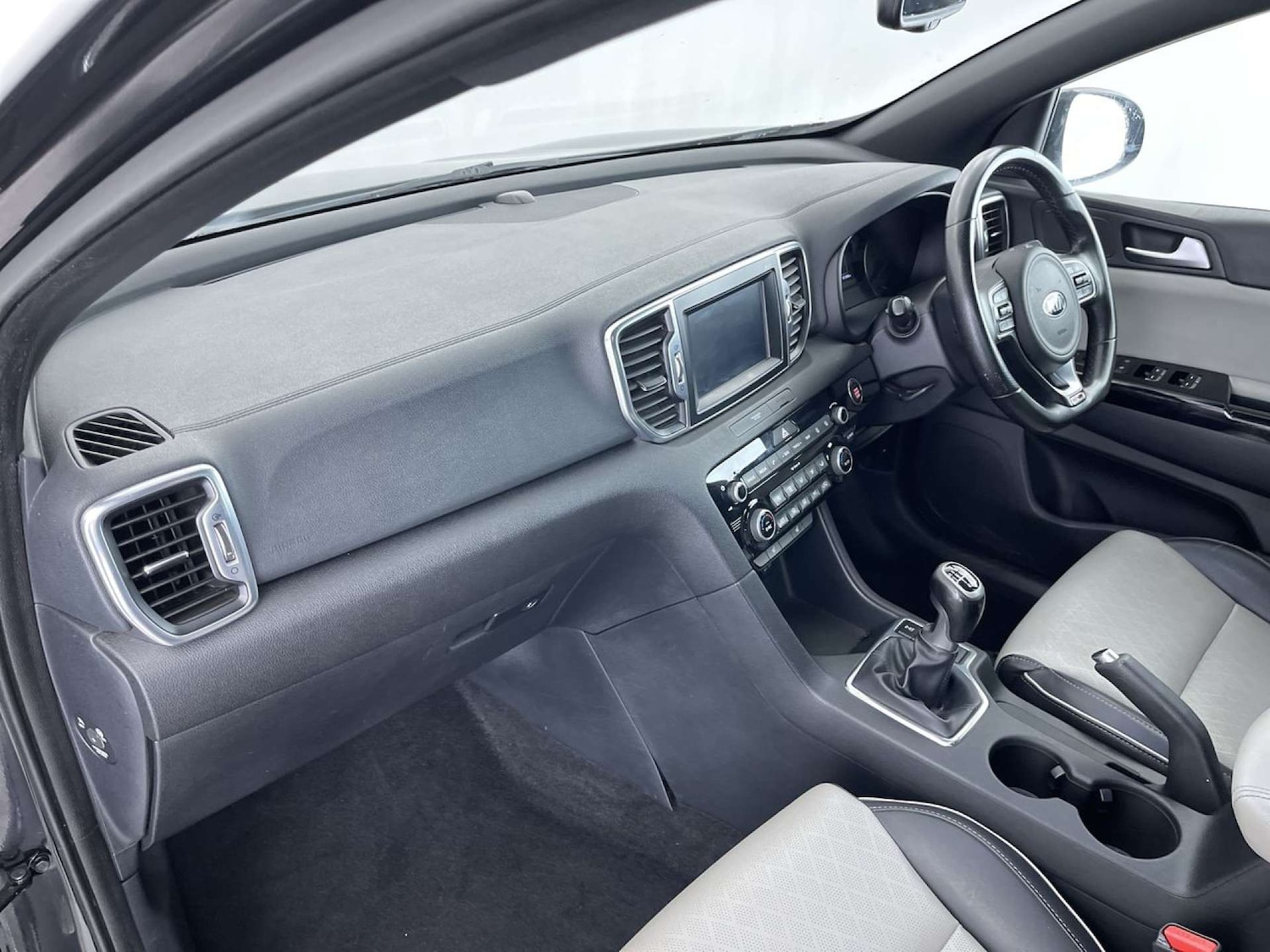 Used Kia Sportage 2016 for sale - 76542287: Photo 32