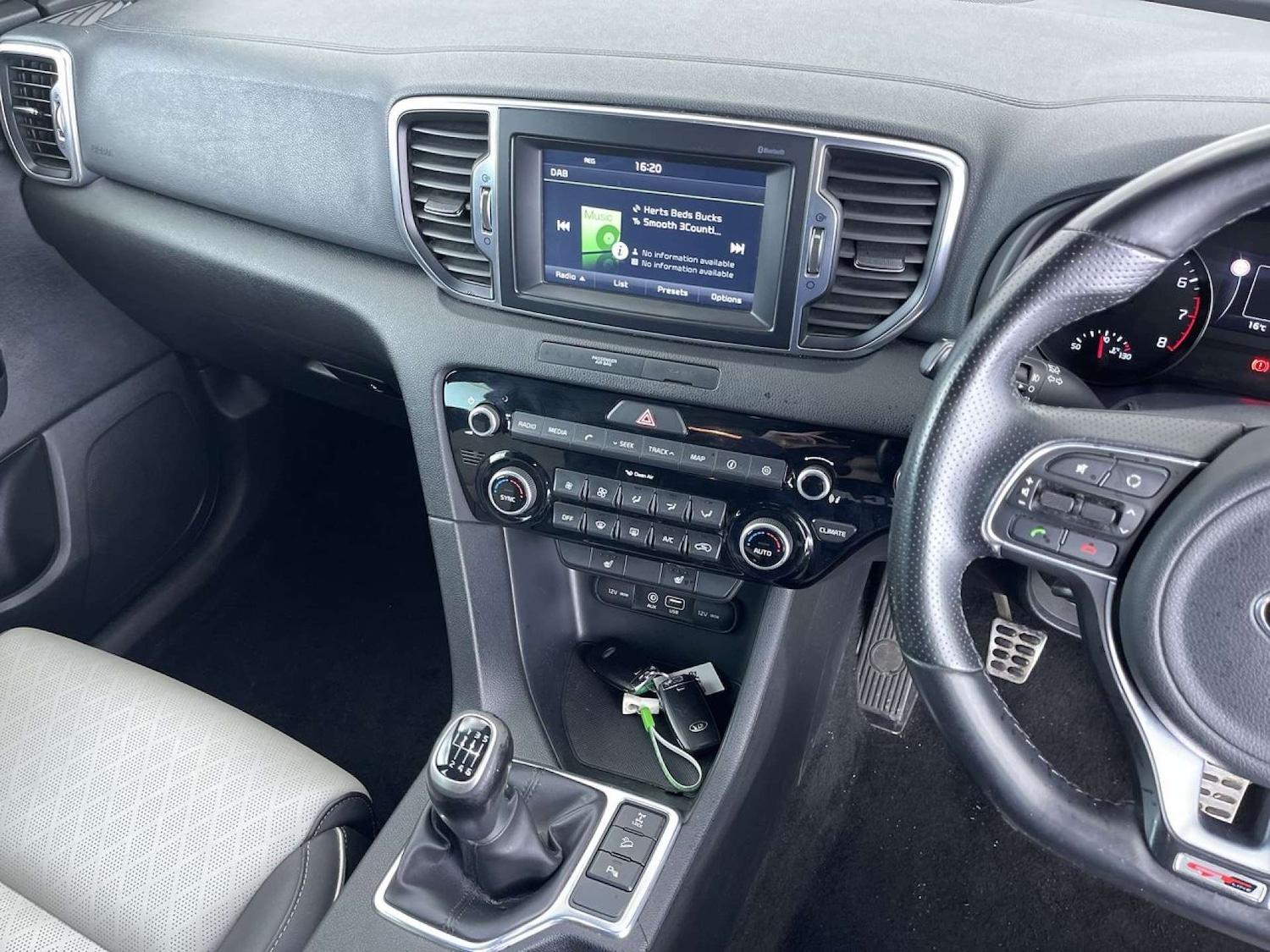 Used Kia Sportage 2016 for sale - 76542287: Photo 45