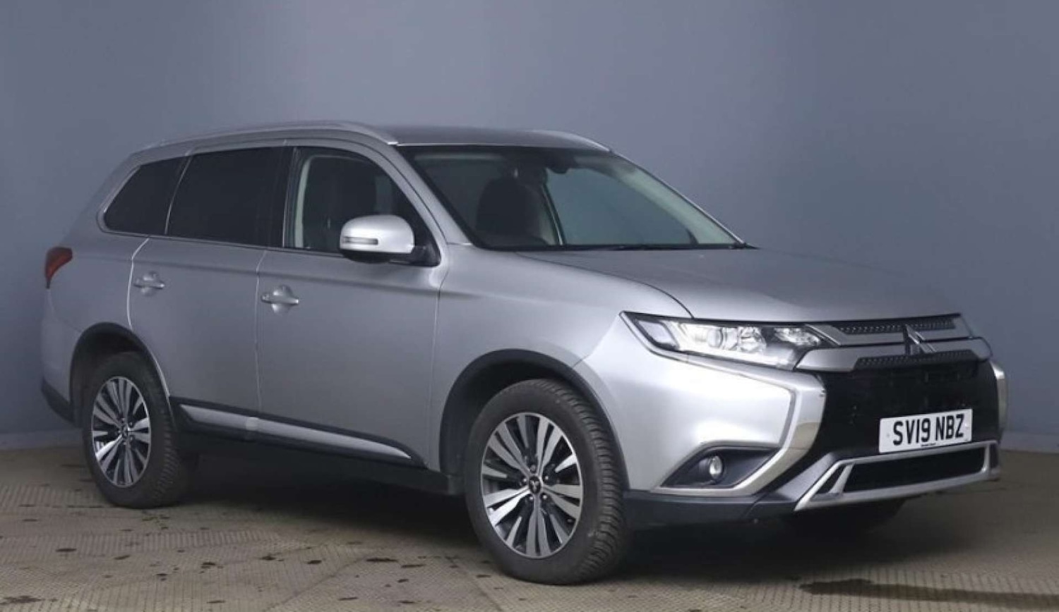 Used Mitsubishi Outlander 2019 for sale - 77653007: Photo 1