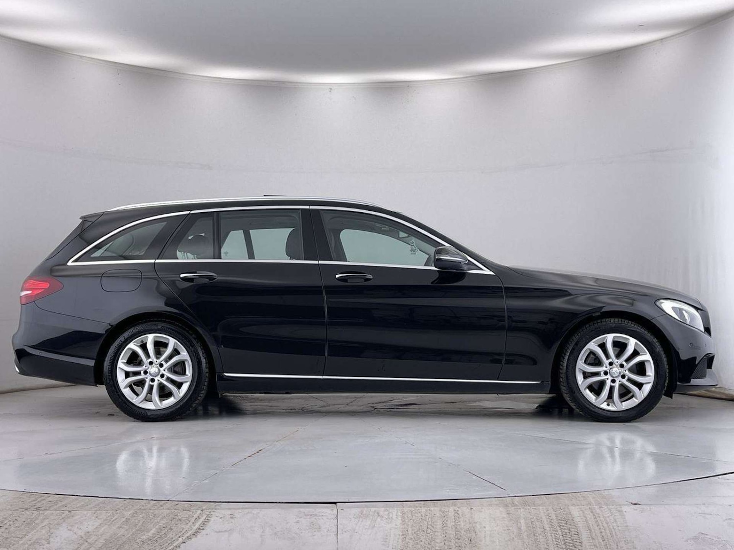 Used Mercedes-Benz C Class 2015 for sale - 76698015: Photo 15