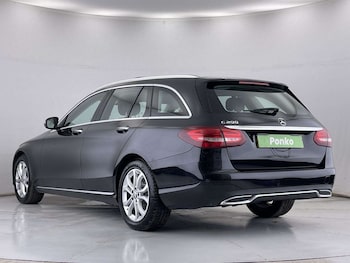 Used Mercedes-Benz C Class 2015 for sale - 76698015: Photo