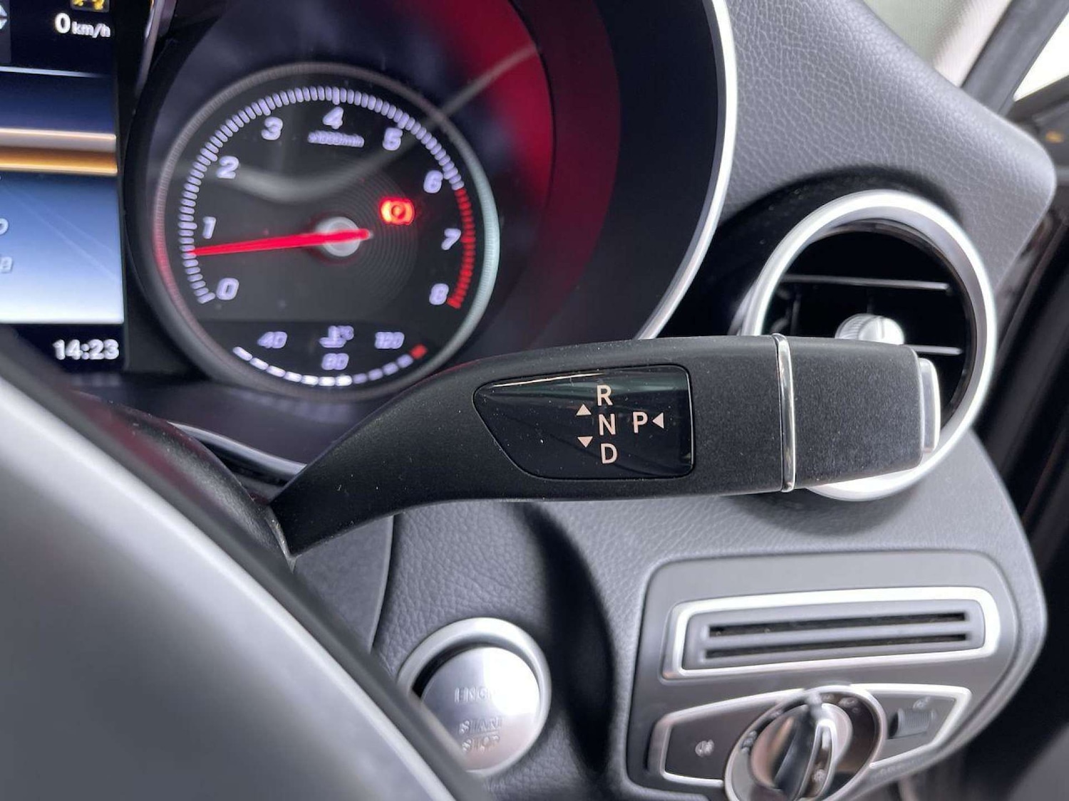 Used Mercedes-Benz C Class 2015 for sale - 76698015: Photo 55