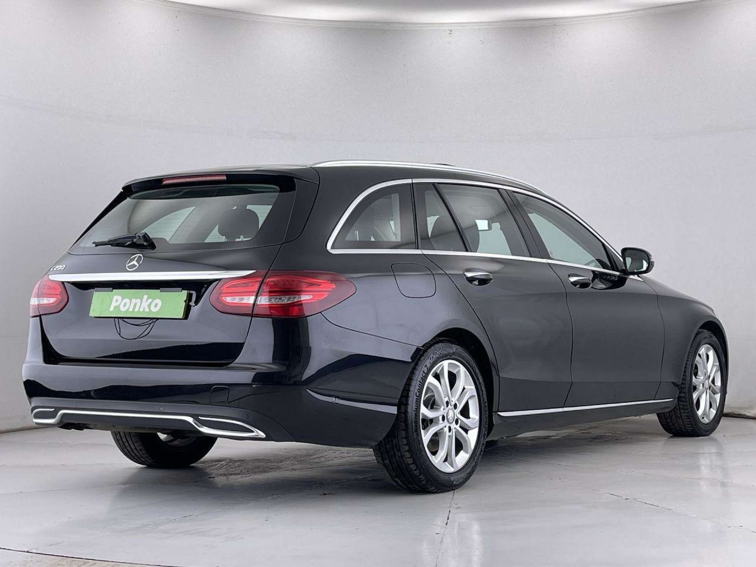 Used Mercedes-Benz C Class 2015 for sale - 76698015: Photo 64