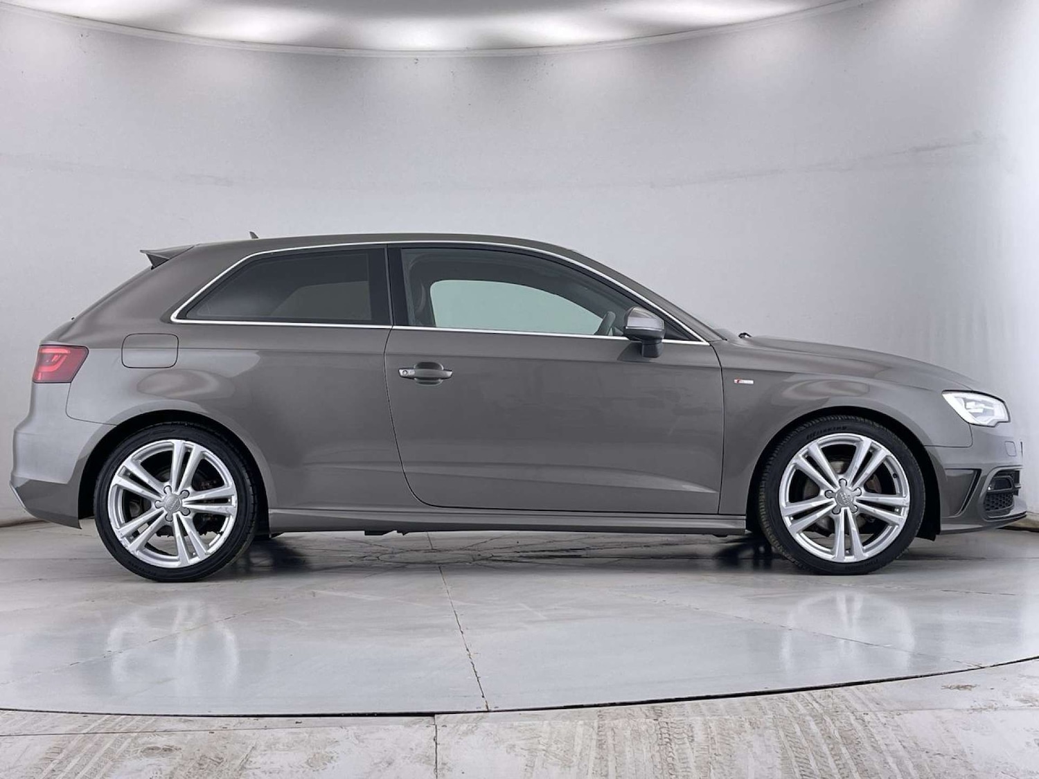 Used Audi A3 2015 for sale - 77469806: Photo 15