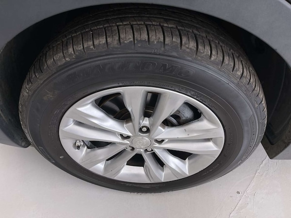 Used Hyundai Santa Fe 2017 for sale - 76038488: Photo 11