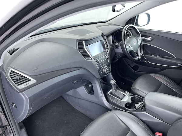 Used Hyundai Santa Fe 2017 for sale - 76038488: Photo 32