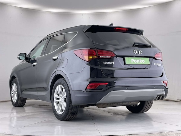Used Hyundai Santa Fe 2017 for sale - 76038488: Photo 3