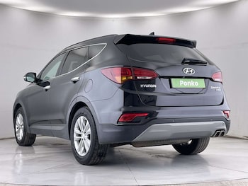 Used Hyundai Santa Fe 2017 for sale - 76038488: Photo 3