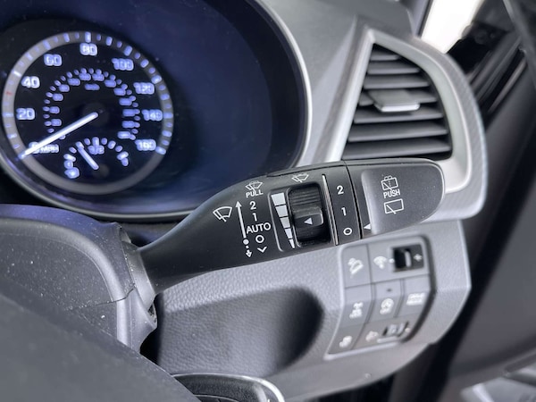 Used Hyundai Santa Fe 2017 for sale - 76038488: Photo 53
