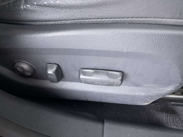 Used Hyundai Santa Fe 2017 for sale - 76038488: Photo 55