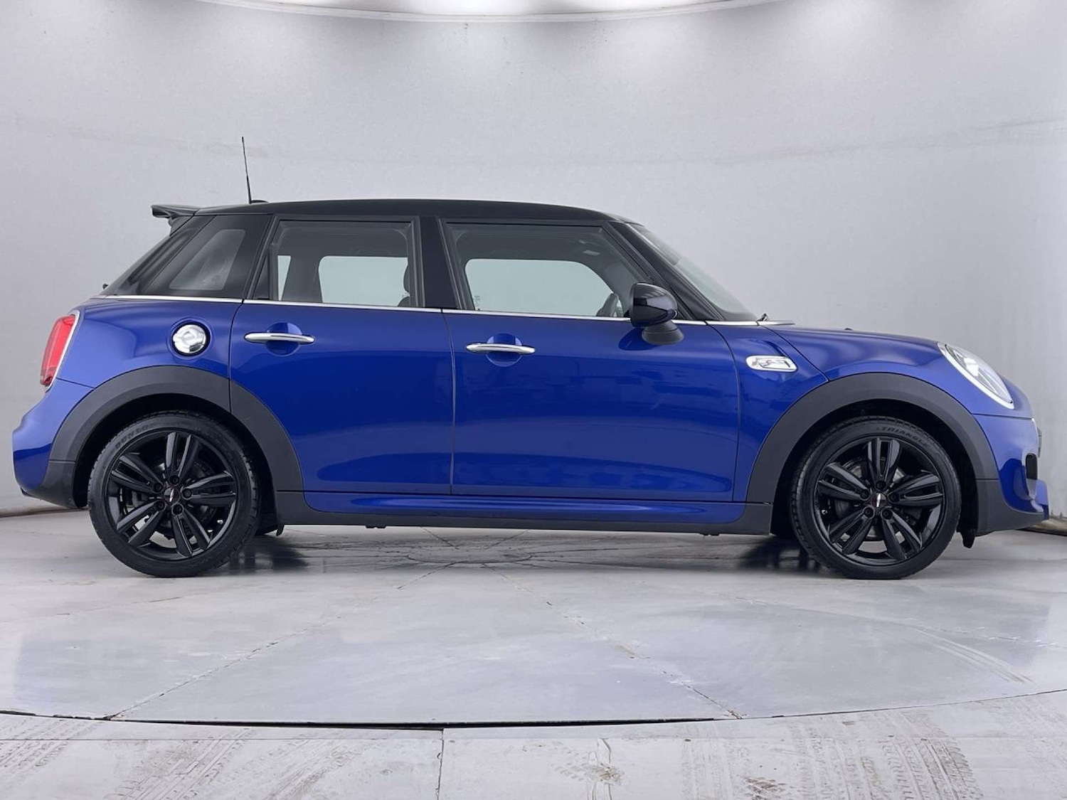 Used MINI Hatch 2019 for sale - 77383461: Photo 15