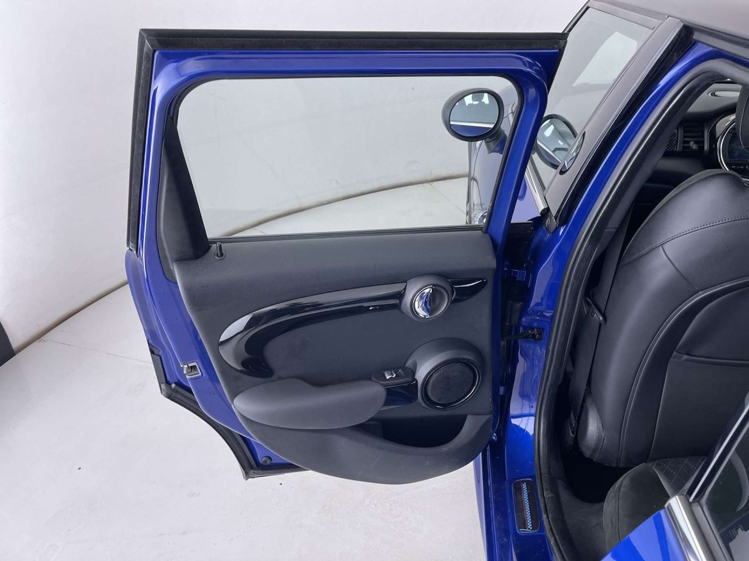 Used MINI Hatch 2019 for sale - 77383461: Photo 28