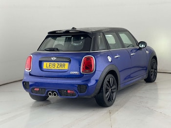 Used MINI Hatch 2019 for sale - 77383461: Photo