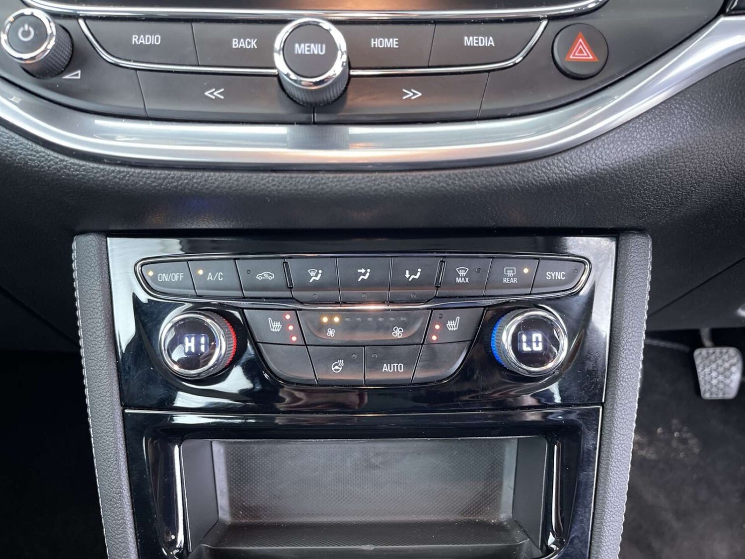 Used Vauxhall Astra 2019 for sale - 77355545: Photo 44