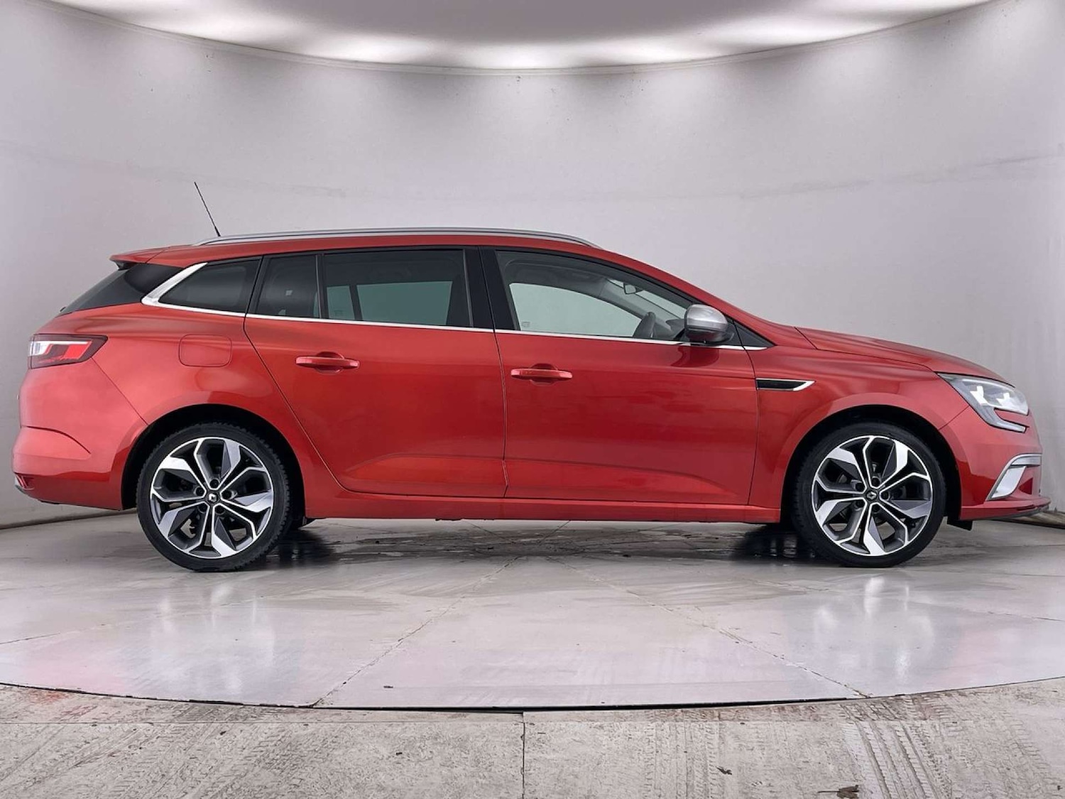 Used Renault Megane 2019 for sale - 76623854: Photo 14