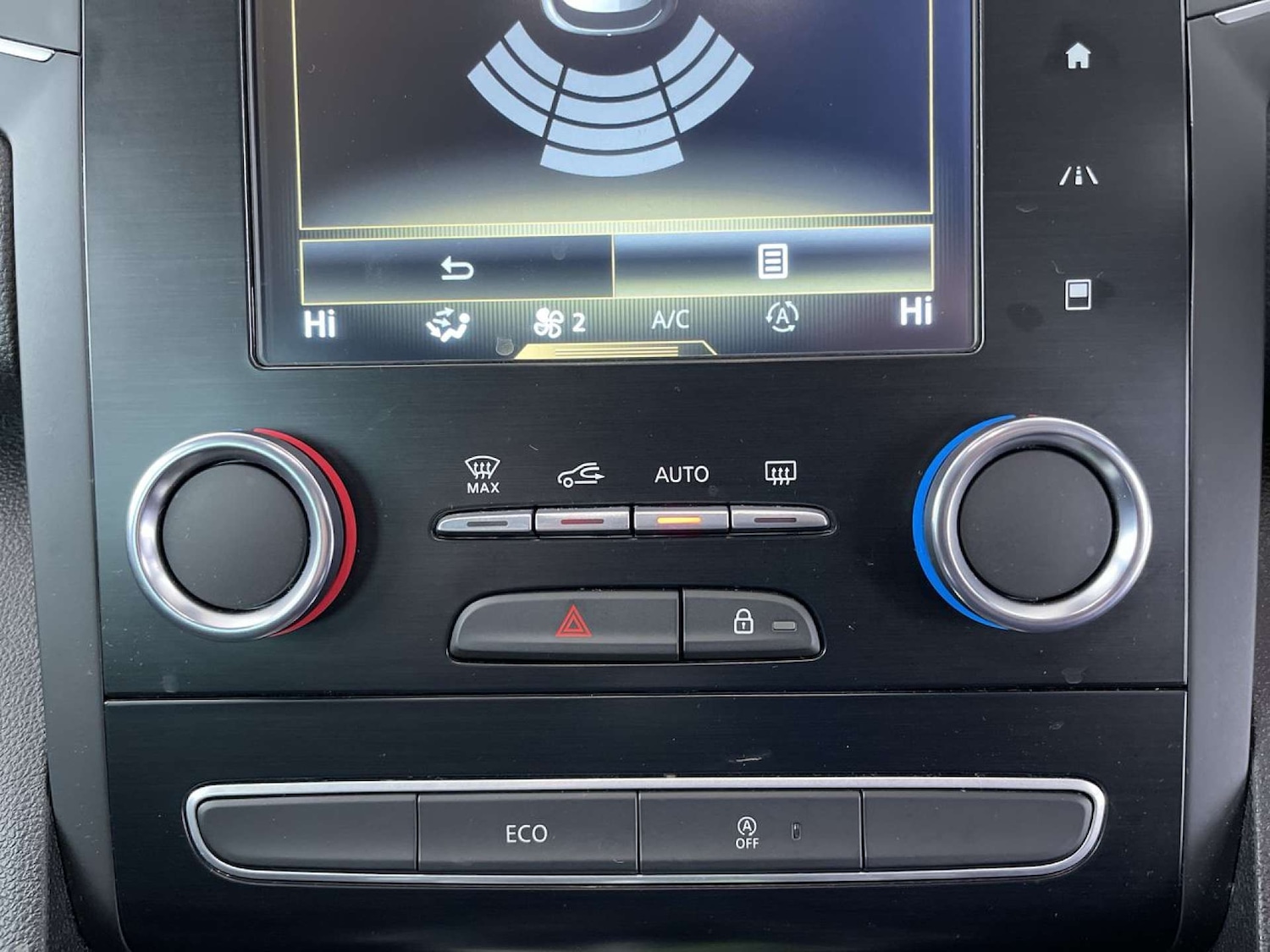 Used Renault Megane 2019 for sale - 76623854: Photo 44