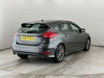 Used Ford Focus 2017 for sale - 77640514: Photo